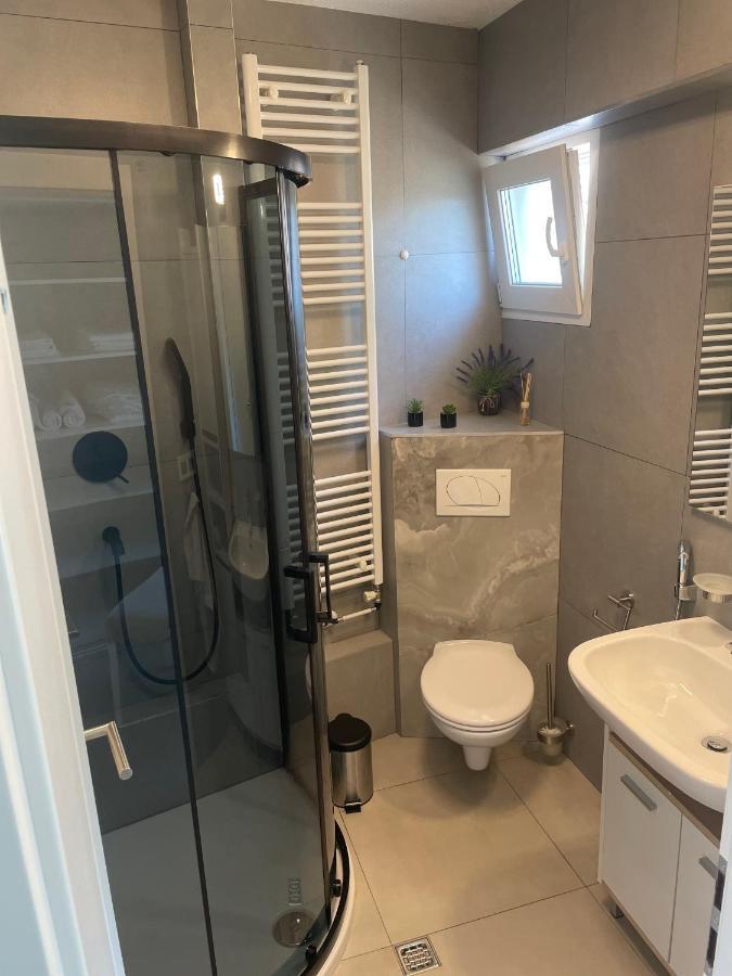 Apartment Seven Брела Екстер'єр фото